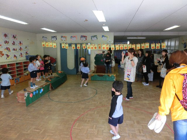 保育参観 年少組 満3歳児学級 蜜柑狩り遠足 年中組 元気一杯 まぼりっ子